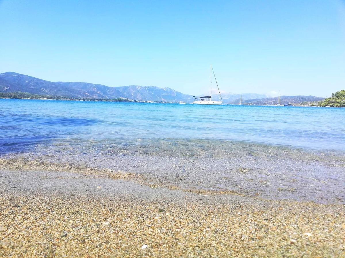 Summer Feel Suites Poros Town Esterno foto