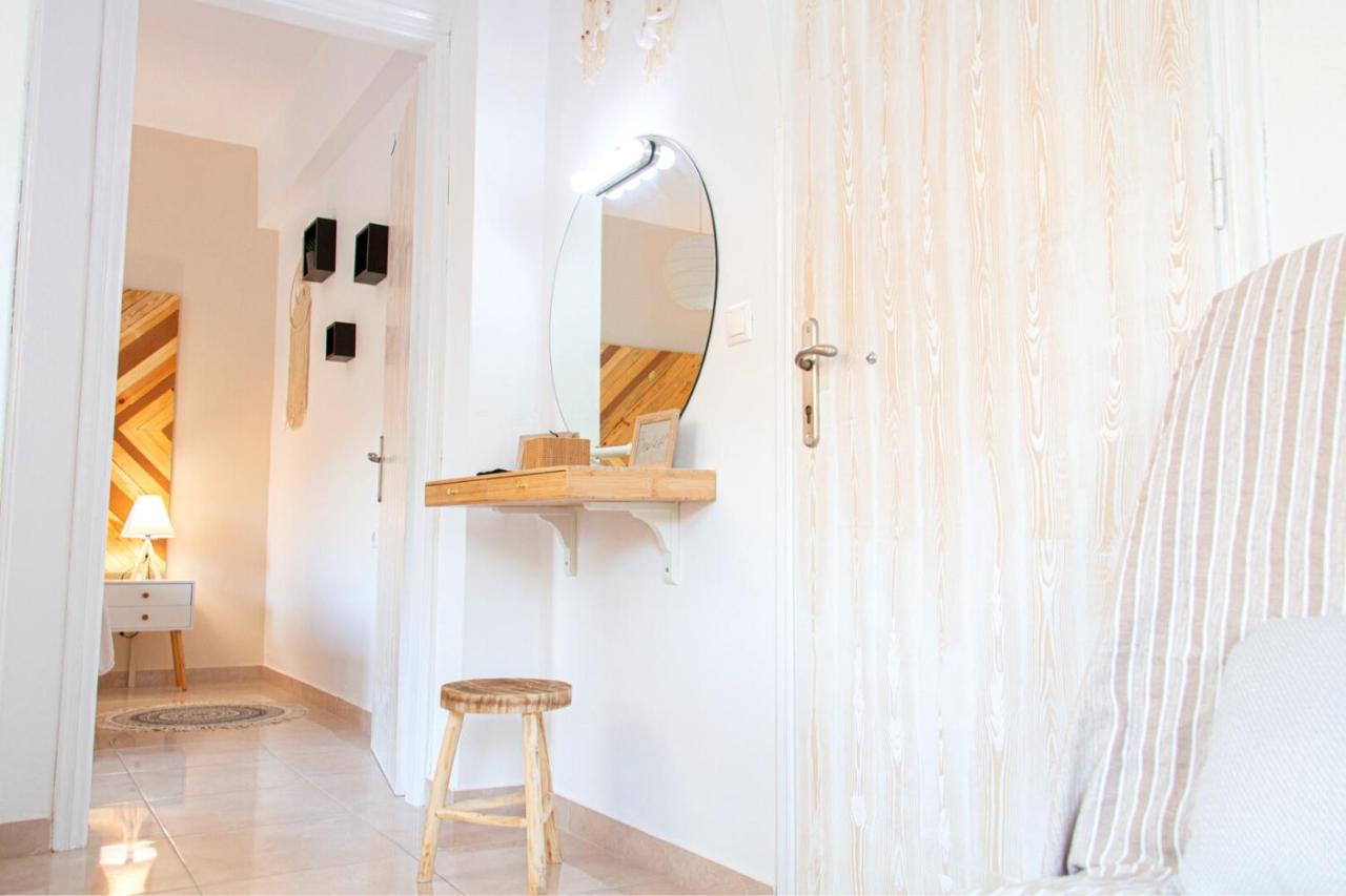 Summer Feel Suites Poros Town Esterno foto
