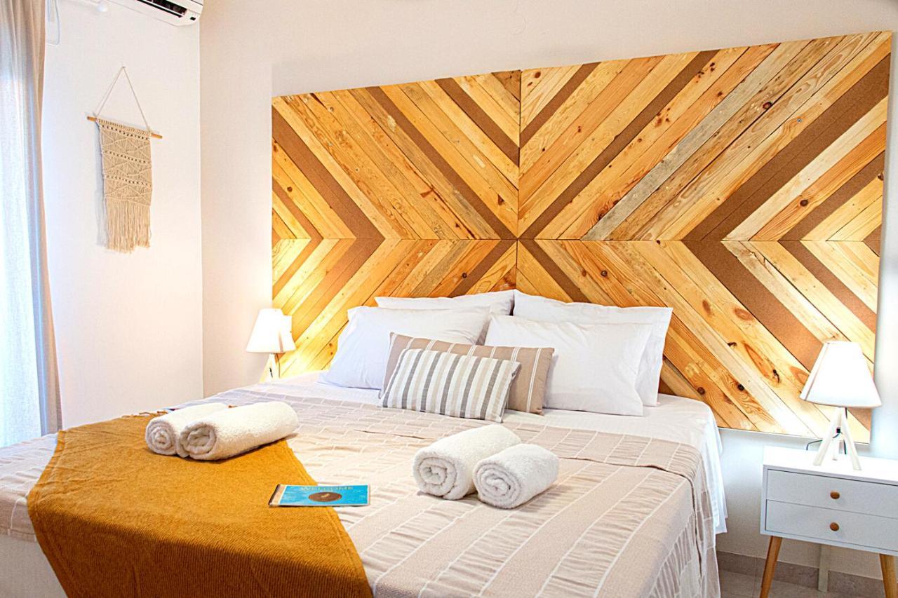 Summer Feel Suites Poros Town Esterno foto