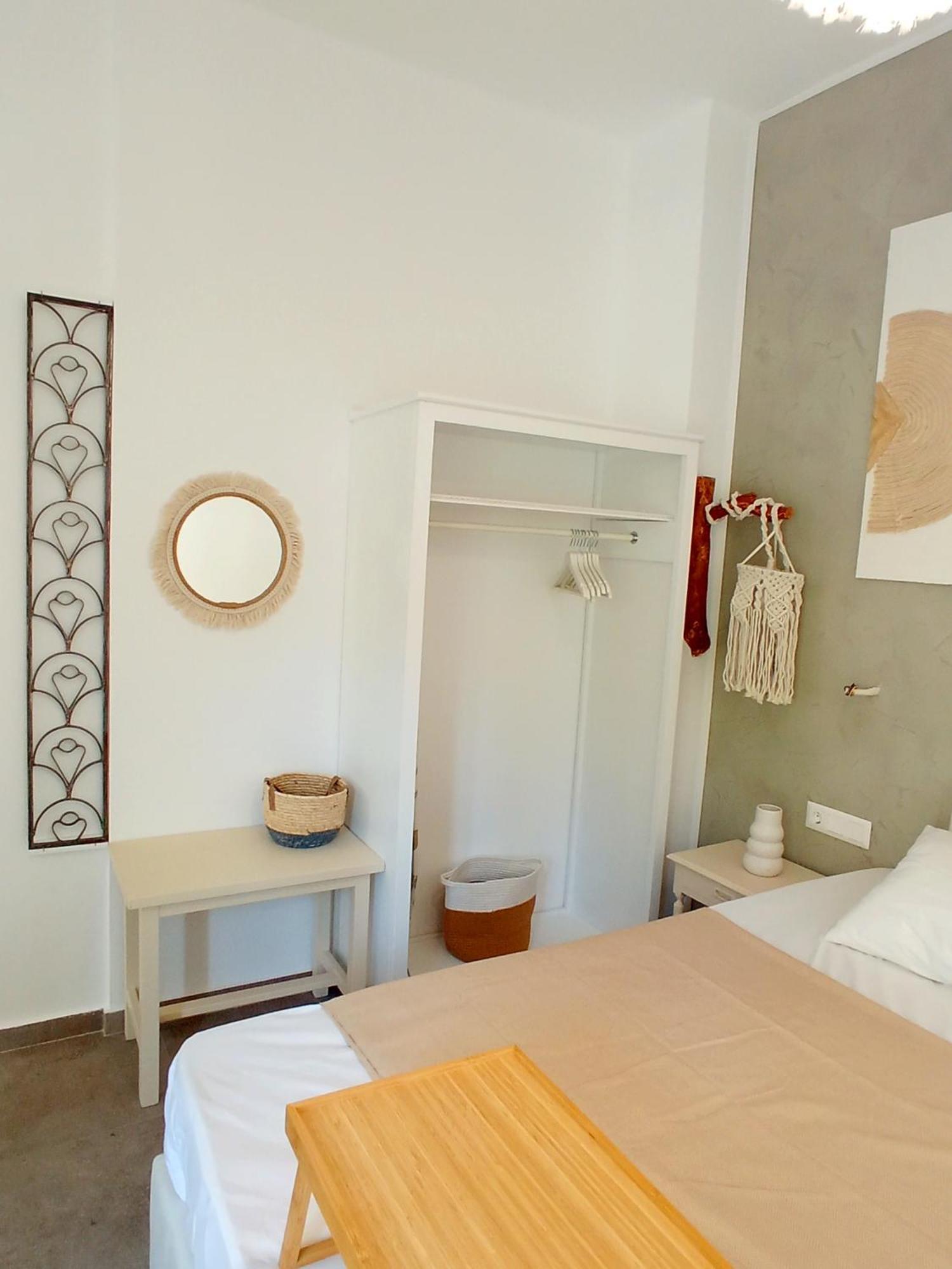 Summer Feel Suites Poros Town Esterno foto